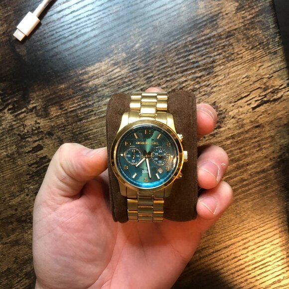 Micheal Kors Stop World Hunger Limited Release Watch - Picture 1 of 5